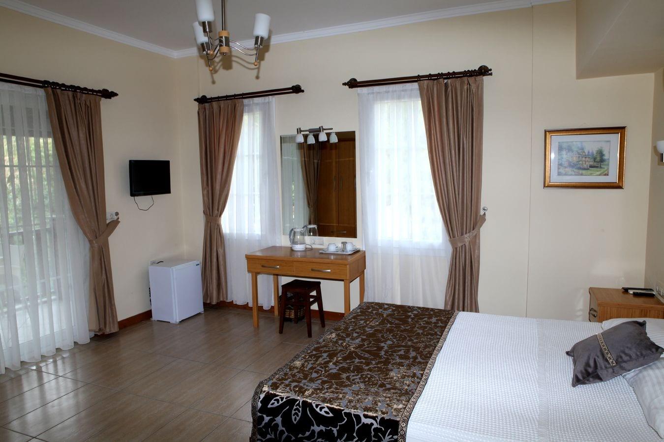 Hotel Dalos غوجيك المظهر الخارجي الصورة