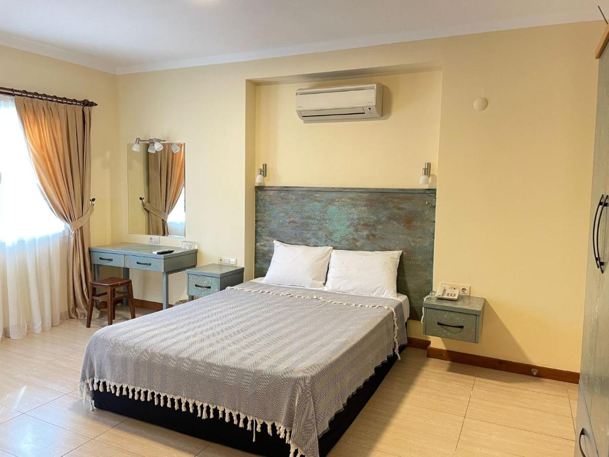 Hotel Dalos غوجيك المظهر الخارجي الصورة
