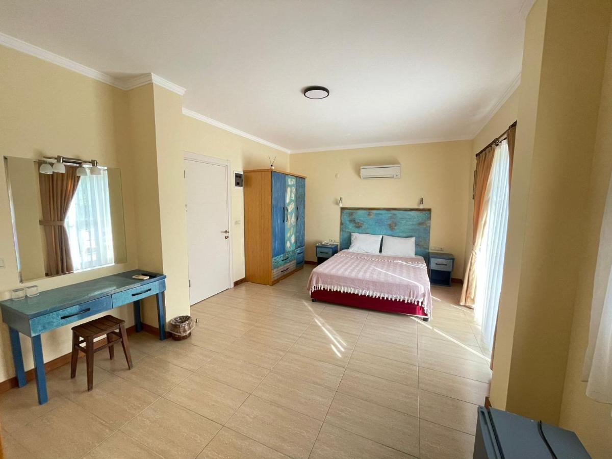 Hotel Dalos غوجيك المظهر الخارجي الصورة