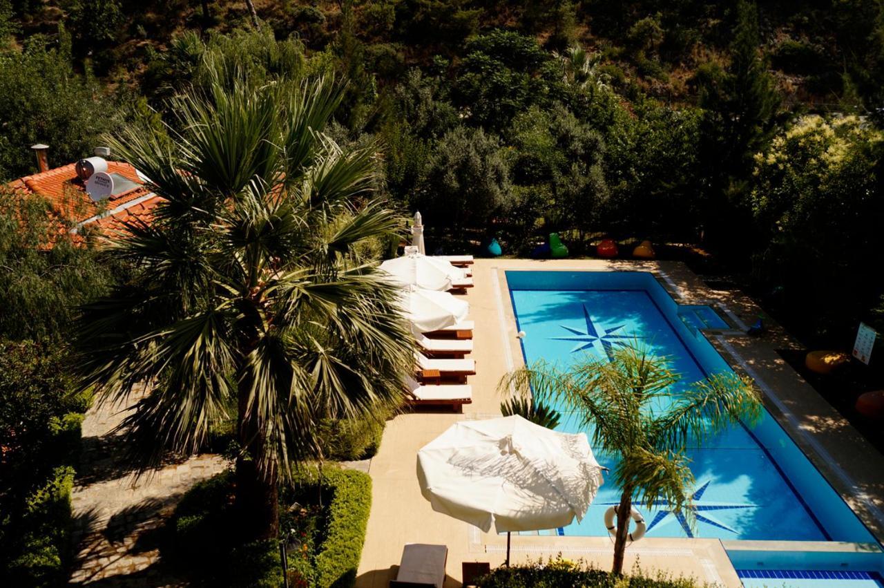 Hotel Dalos غوجيك المظهر الخارجي الصورة