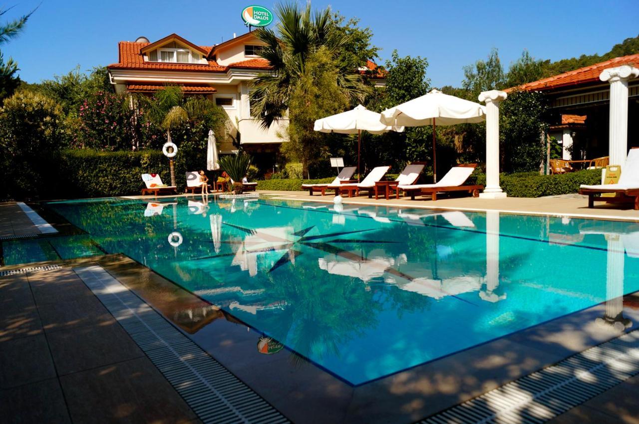 Hotel Dalos غوجيك المظهر الخارجي الصورة